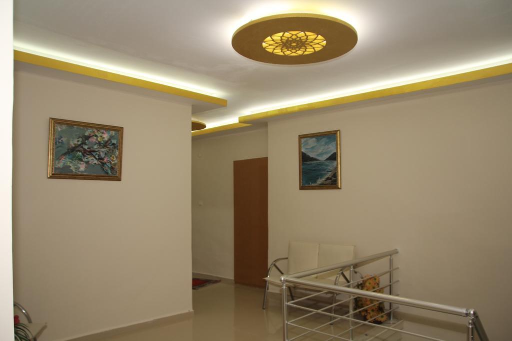Vatan Hotel อิซมีร์ ภายนอก รูปภาพ