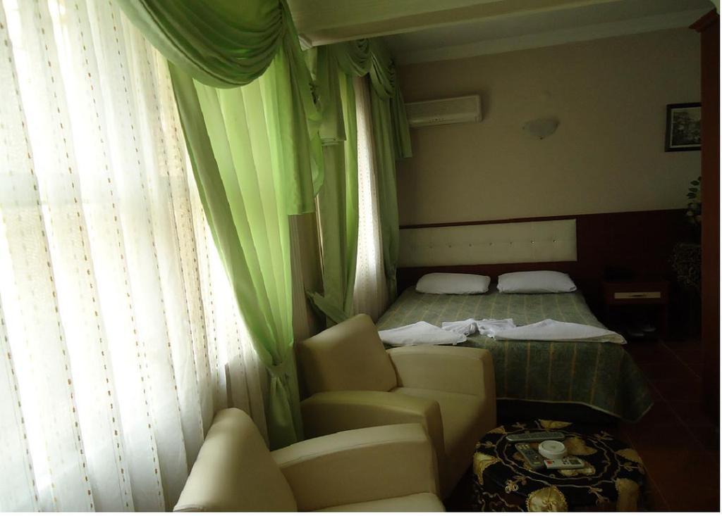 Vatan Hotel อิซมีร์ ภายนอก รูปภาพ